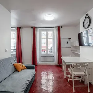Entier A , Paris France