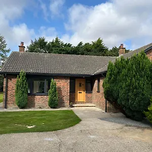 Meadowside , Weaverthorpe United Kingdom